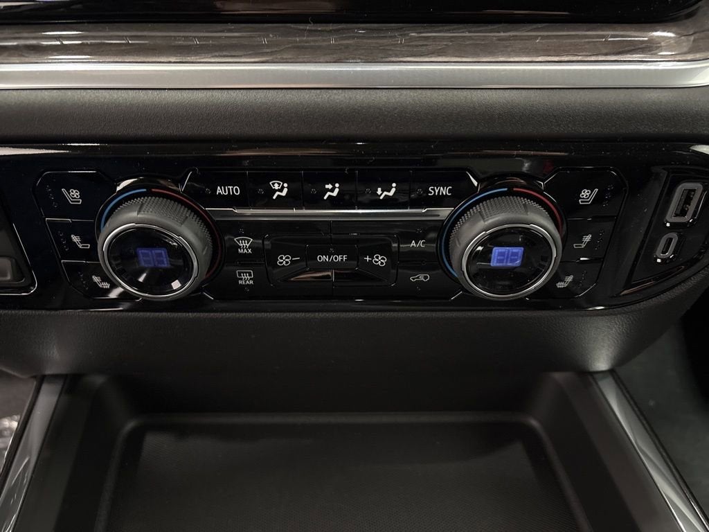2026 Chevrolet Silverado 2500 HD LTZ Crew Cab Standard Box 4WD
