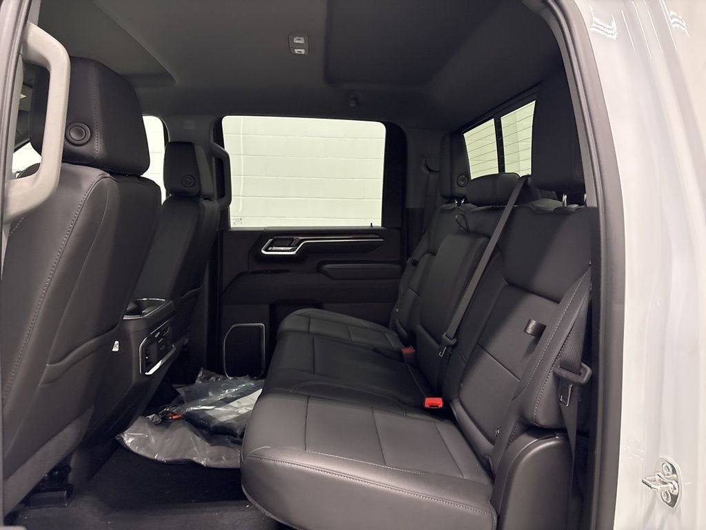 2026 Chevrolet Silverado 2500 HD LTZ Crew Cab Standard Box 4WD