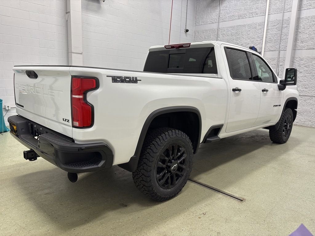 2026 Chevrolet Silverado 2500 HD LTZ Crew Cab Standard Box 4WD