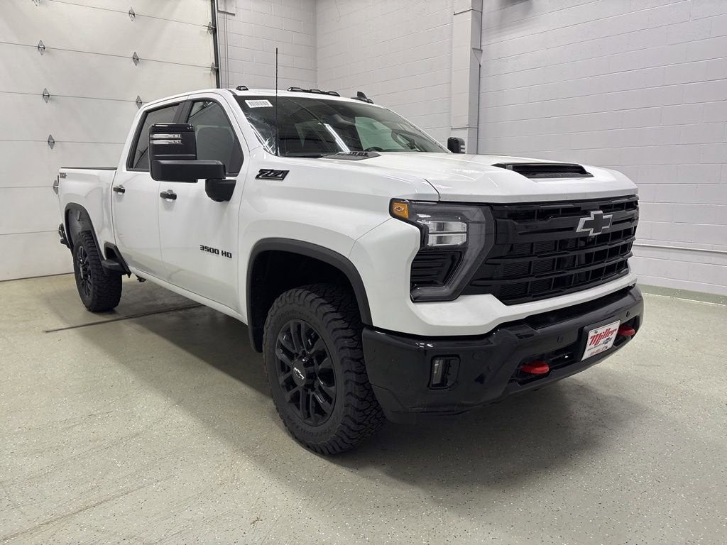 2026 Chevrolet Silverado 3500 HD LT Crew Cab Standard Box 4WD