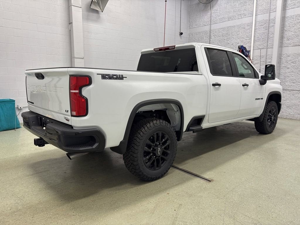 2026 Chevrolet Silverado 3500 HD LT Crew Cab Standard Box 4WD
