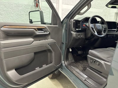 2026 Chevrolet Silverado 3500 HD LT Crew Cab Standard Box 4WD