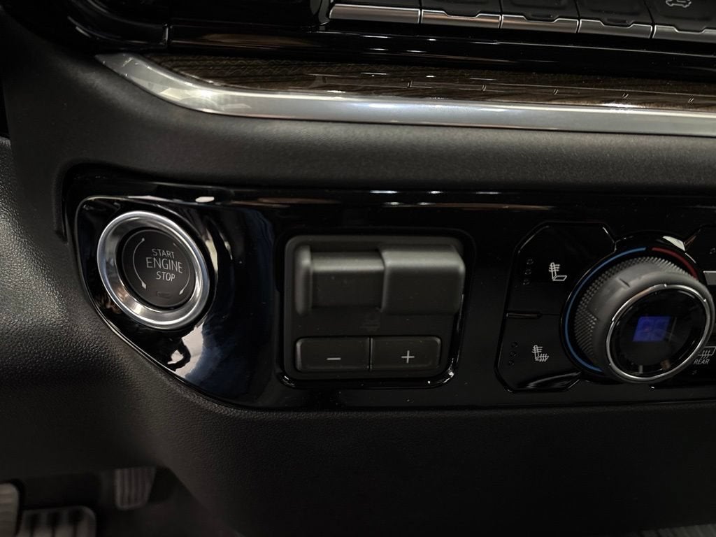 2026 Chevrolet Silverado 3500 HD LT Crew Cab Standard Box 4WD