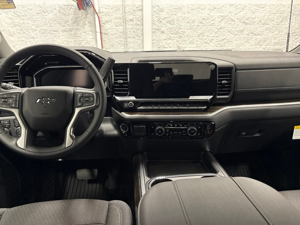 2026 Chevrolet Silverado 3500 HD LT Crew Cab Standard Box 4WD