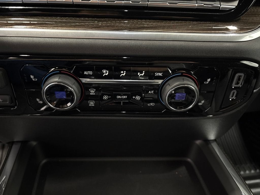 2026 Chevrolet Silverado 3500 HD LT Crew Cab Standard Box 4WD