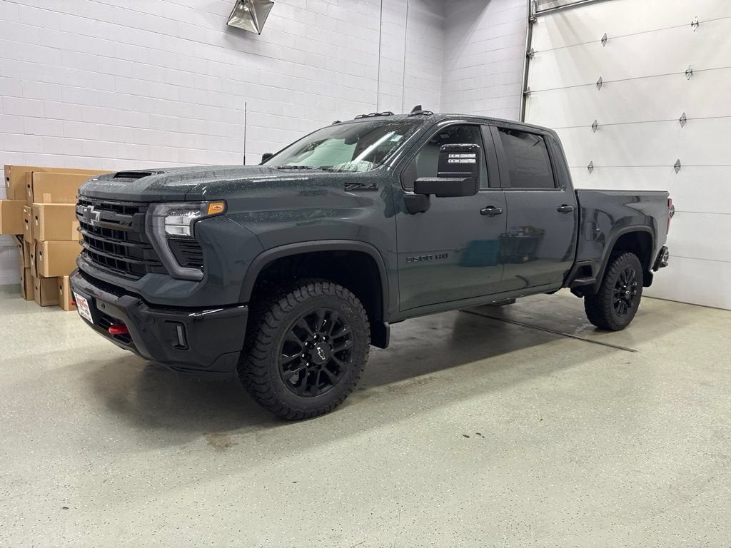 2026 Chevrolet Silverado 3500 HD LT Crew Cab Standard Box 4WD