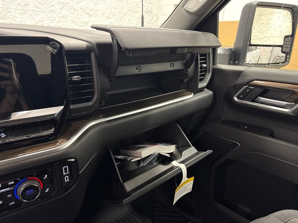 2026 Chevrolet Silverado 3500 HD LT Crew Cab Standard Box 4WD