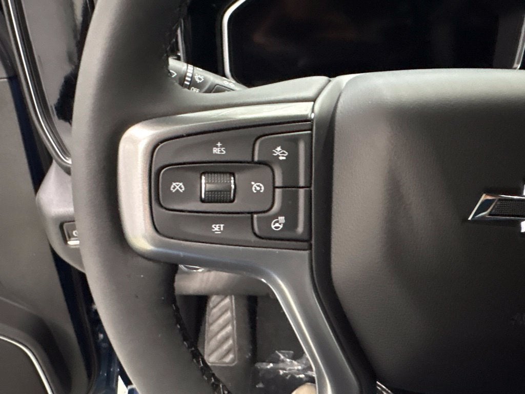 2026 Chevrolet Silverado 3500 HD LT Crew Cab Standard Box 4WD