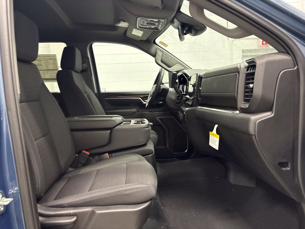 2026 Chevrolet Silverado 3500 HD LT Crew Cab Standard Box 4WD
