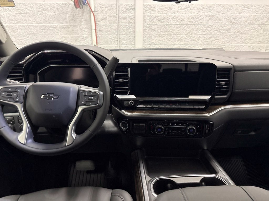 2026 Chevrolet Silverado 3500 HD LT Crew Cab Standard Box 4WD