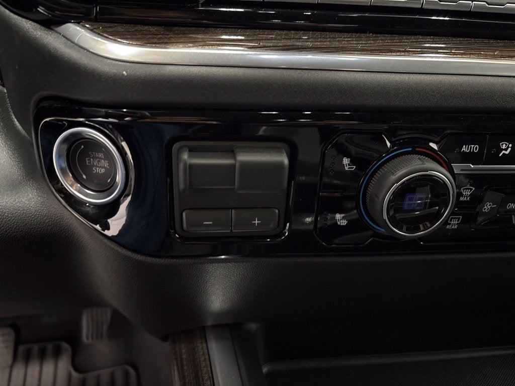 2026 Chevrolet Silverado 3500 HD LT Crew Cab Standard Box 4WD