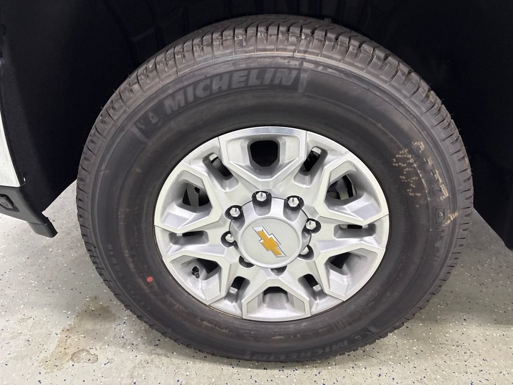 2026 Chevrolet Silverado 3500 HD LT Crew Cab Standard Box 4WD
