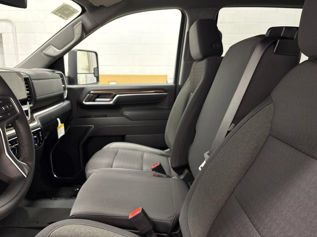 2026 Chevrolet Silverado 3500 HD LT Crew Cab Standard Box 4WD