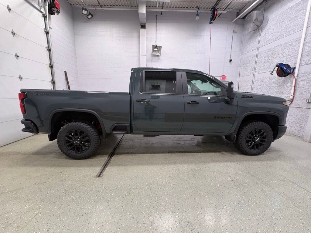 2026 Chevrolet Silverado 3500 HD LT Crew Cab Standard Box 4WD