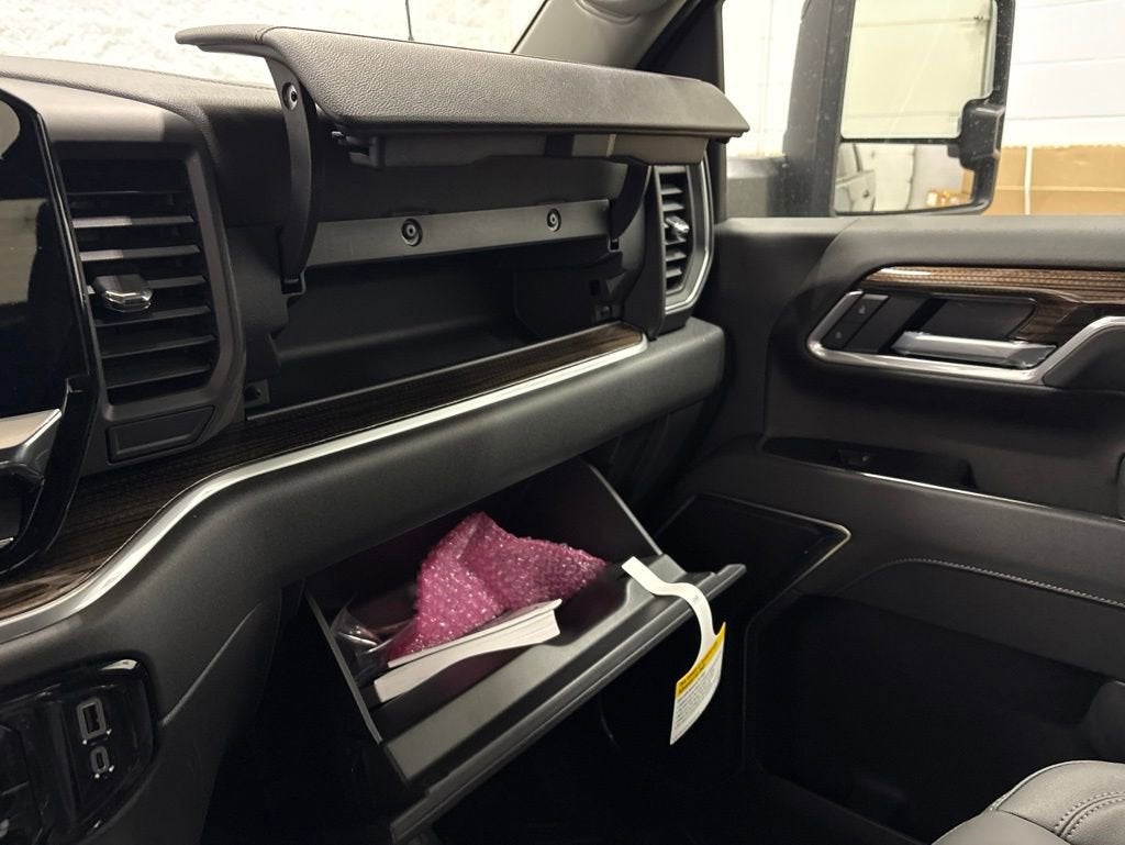 2026 Chevrolet Silverado 3500 HD LT Crew Cab Standard Box 4WD