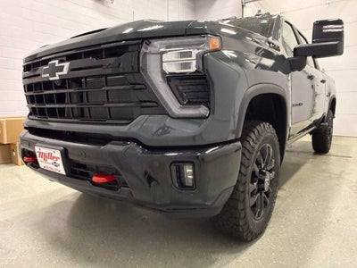 2026 Chevrolet Silverado 3500 HD LT Crew Cab Standard Box 4WD