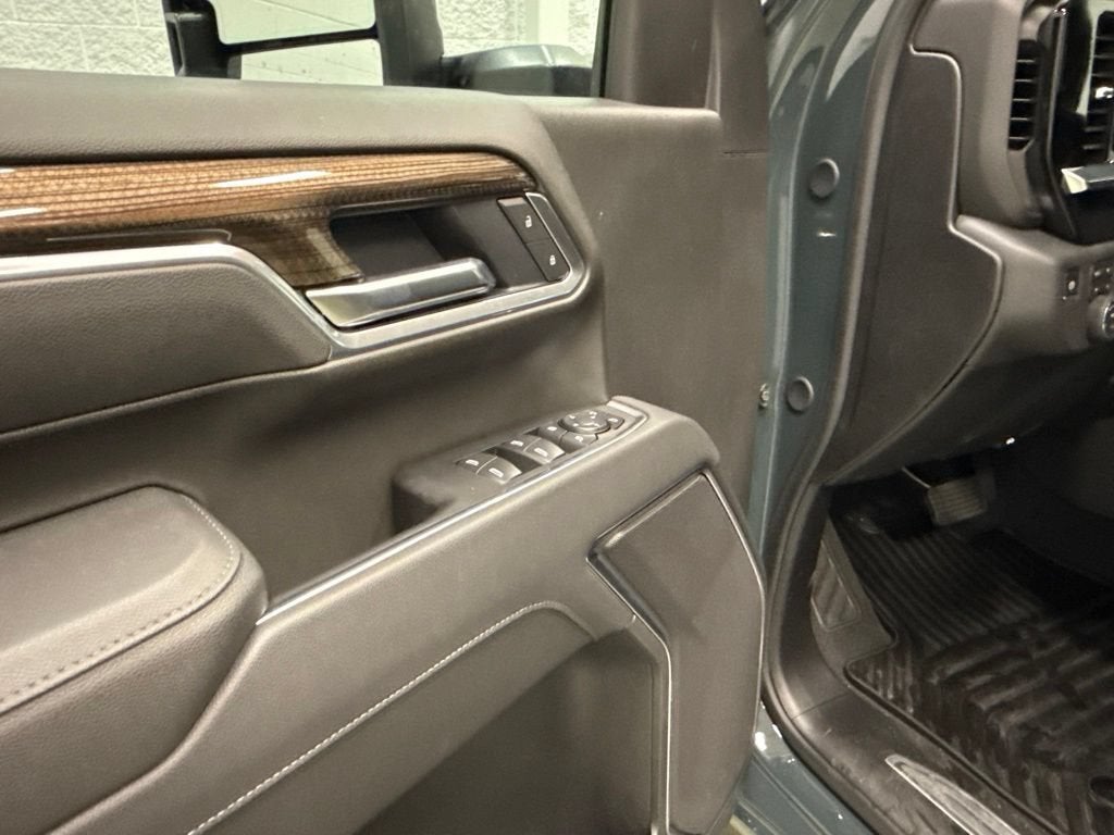 2026 Chevrolet Silverado 3500 HD LT Crew Cab Standard Box 4WD