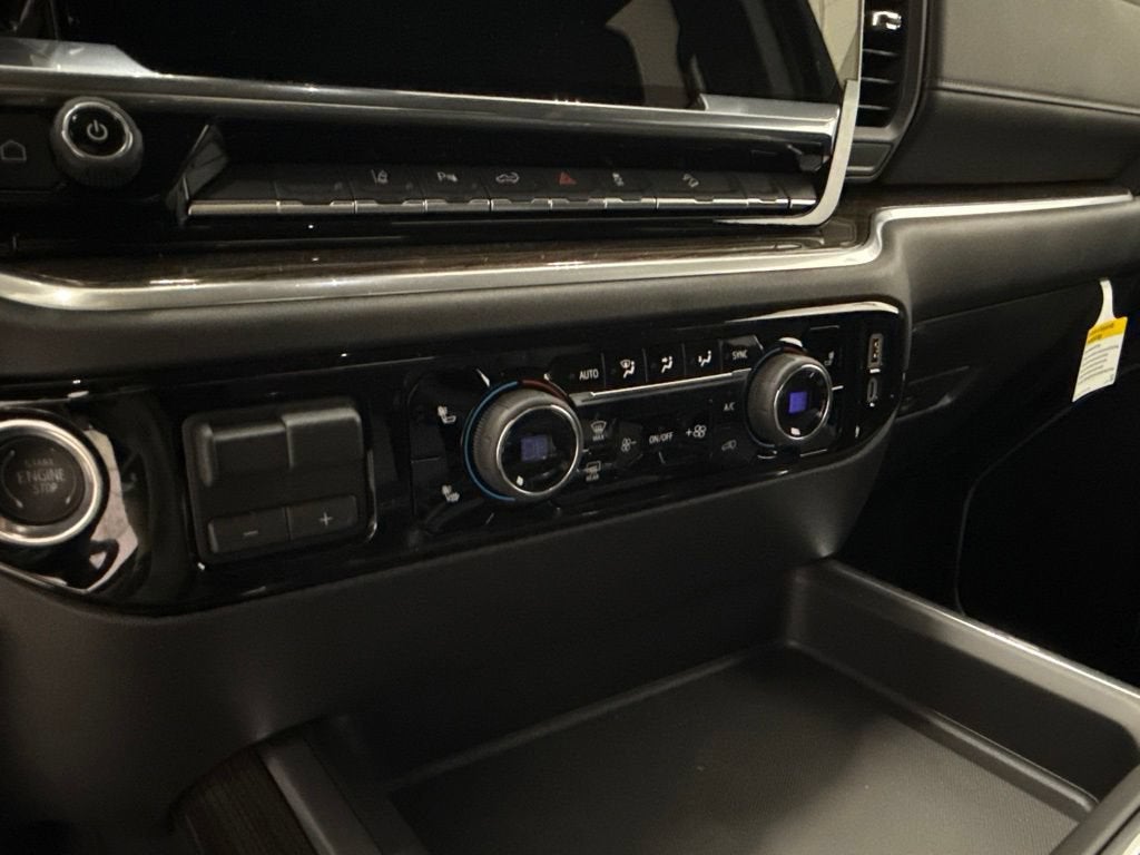 2026 Chevrolet Silverado 3500 HD LT Crew Cab Standard Box 4WD