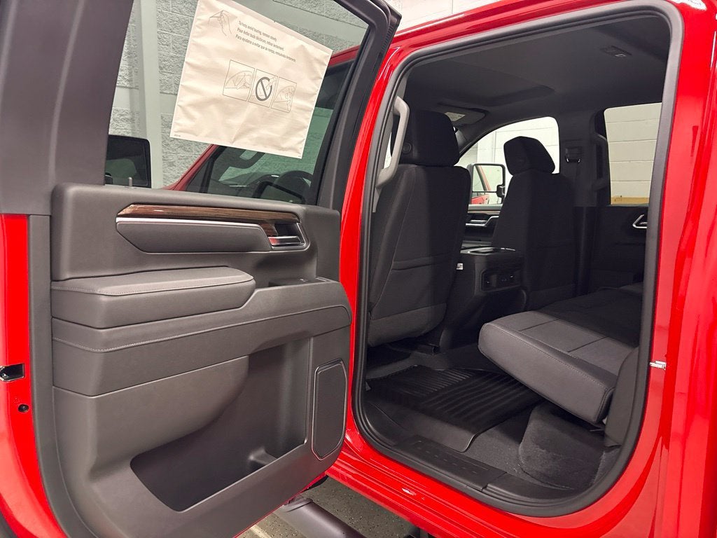 2026 Chevrolet Silverado 3500 HD LT Crew Cab Standard Box 4WD