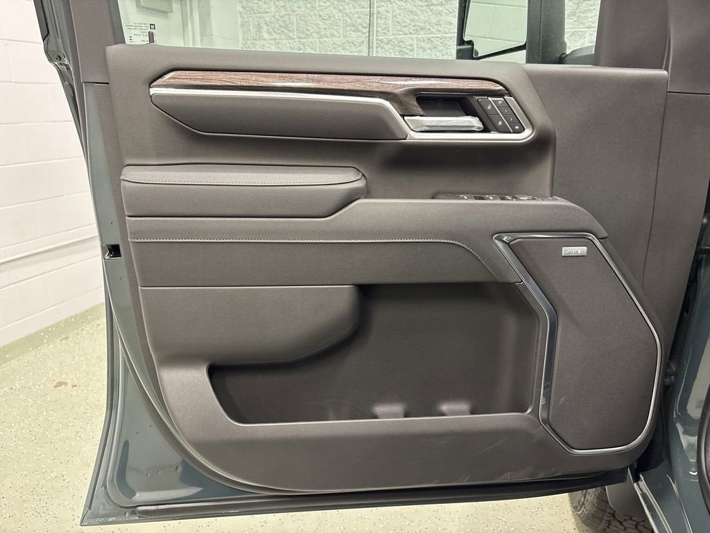 2026 Chevrolet Silverado 3500 HD LTZ Crew Cab Standard Box 4WD