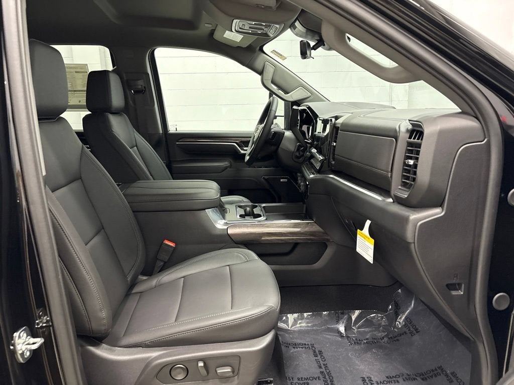 2026 Chevrolet Silverado 3500 HD LTZ Crew Cab Standard Box 4WD