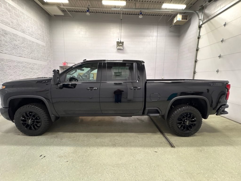 2026 Chevrolet Silverado 3500 HD LTZ Crew Cab Standard Box 4WD