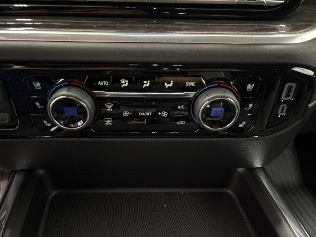 2026 Chevrolet Silverado 3500 HD LTZ Crew Cab Standard Box 4WD
