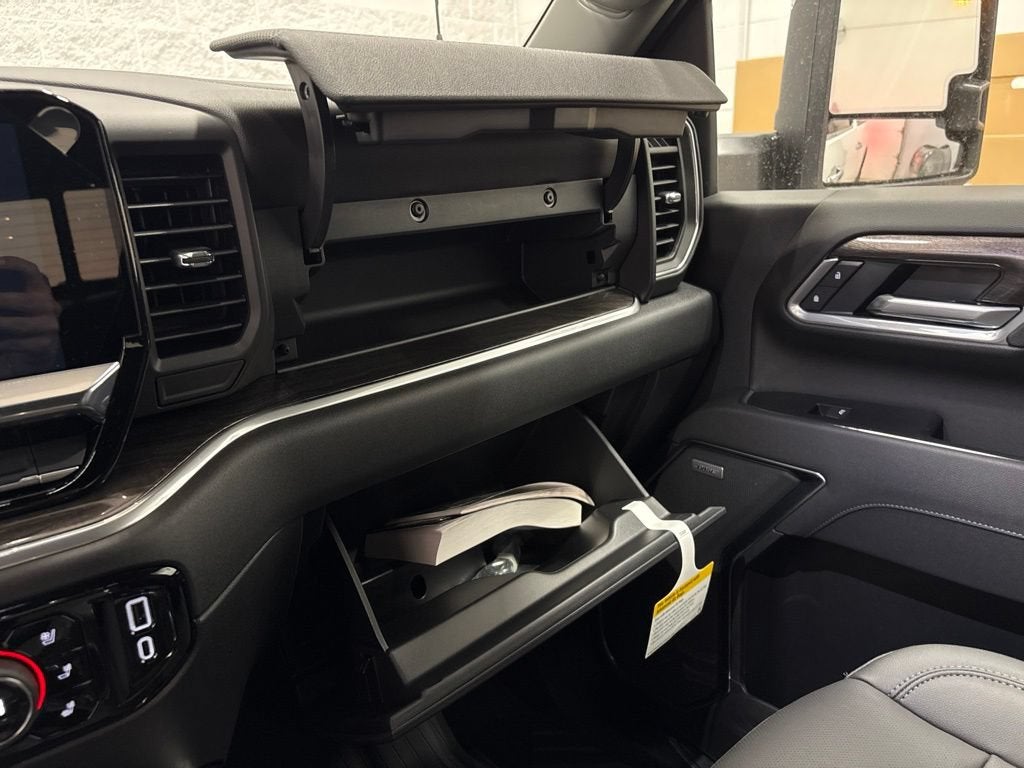 2026 Chevrolet Silverado 3500 HD LTZ Crew Cab Standard Box 4WD