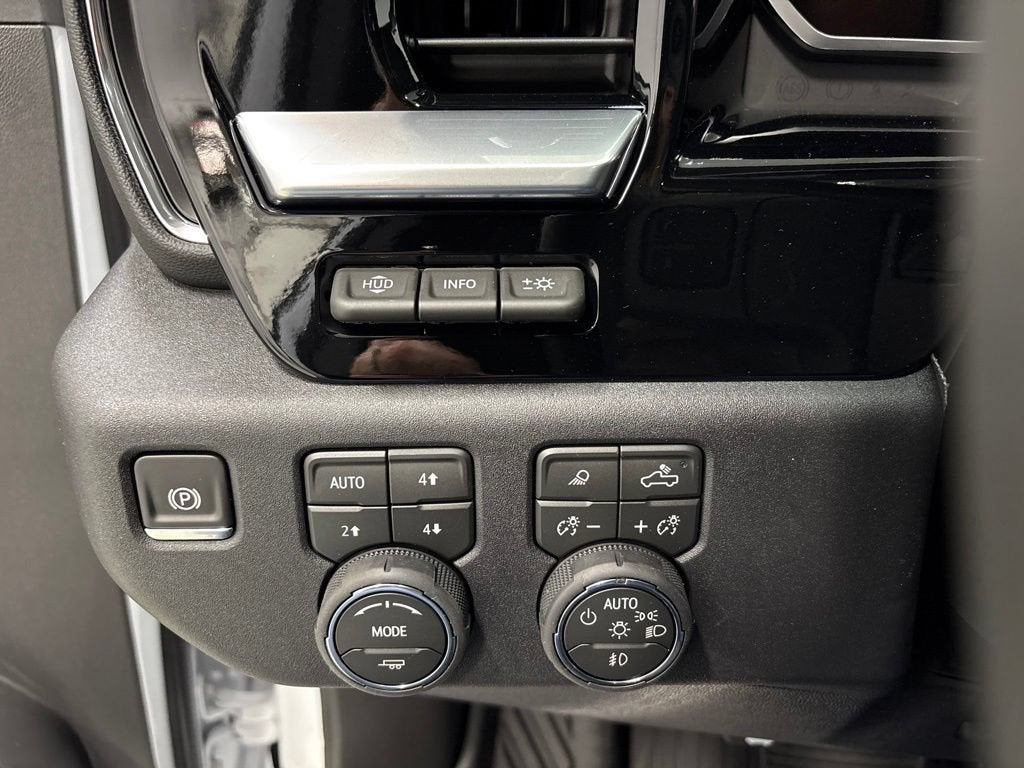 2026 Chevrolet Silverado 3500 HD LTZ Crew Cab Standard Box 4WD