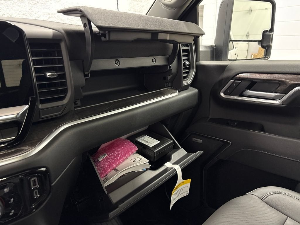 2026 Chevrolet Silverado 3500 HD LTZ Crew Cab Standard Box 4WD