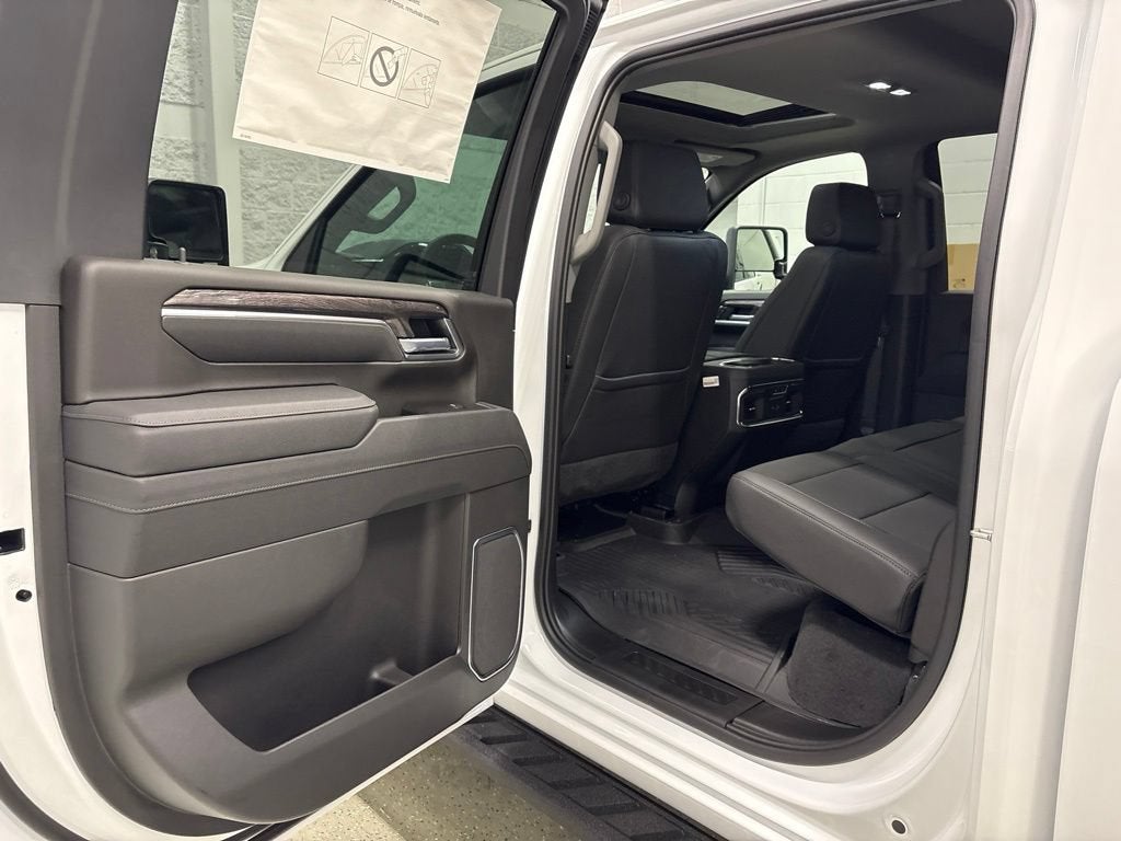 2026 Chevrolet Silverado 3500 HD LTZ Crew Cab Standard Box 4WD