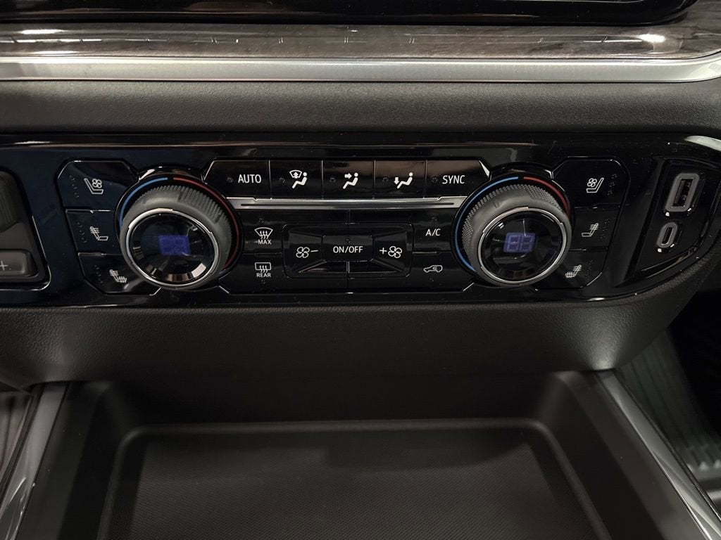 2026 Chevrolet Silverado 3500 HD LTZ Crew Cab Standard Box 4WD