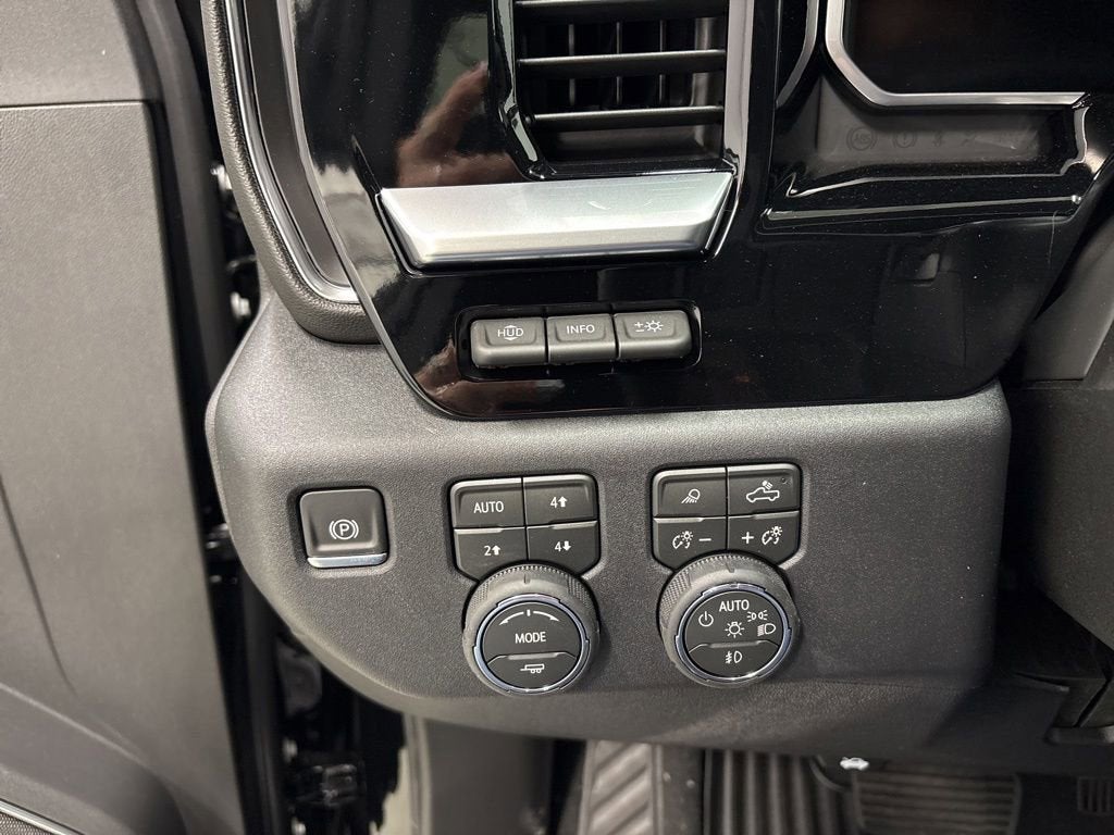 2026 Chevrolet Silverado 3500 HD LTZ Crew Cab Standard Box 4WD