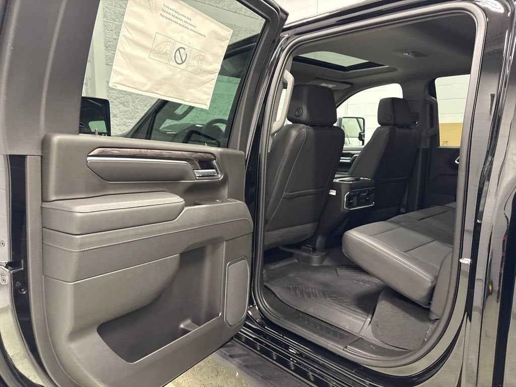 2026 Chevrolet Silverado 3500 HD LTZ Crew Cab Standard Box 4WD