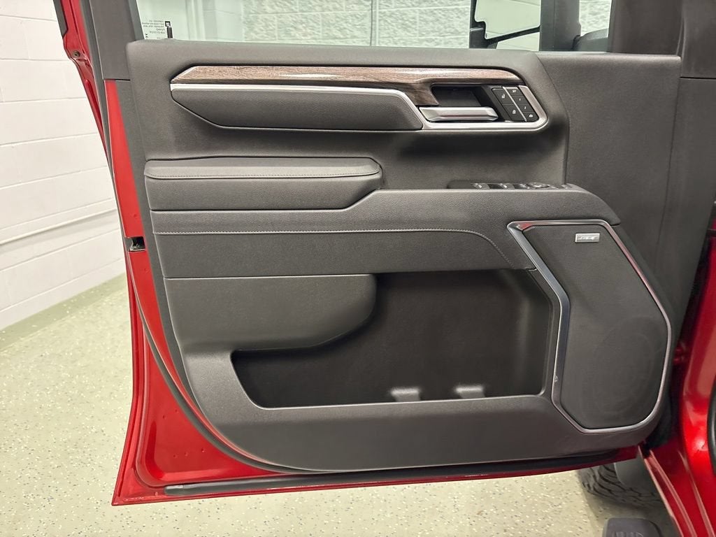 2025 Chevrolet Silverado 3500 HD LTZ