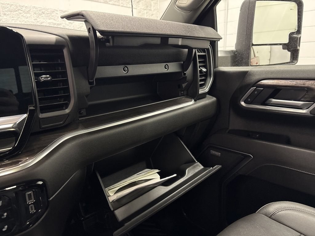 2025 Chevrolet Silverado 3500 HD LTZ