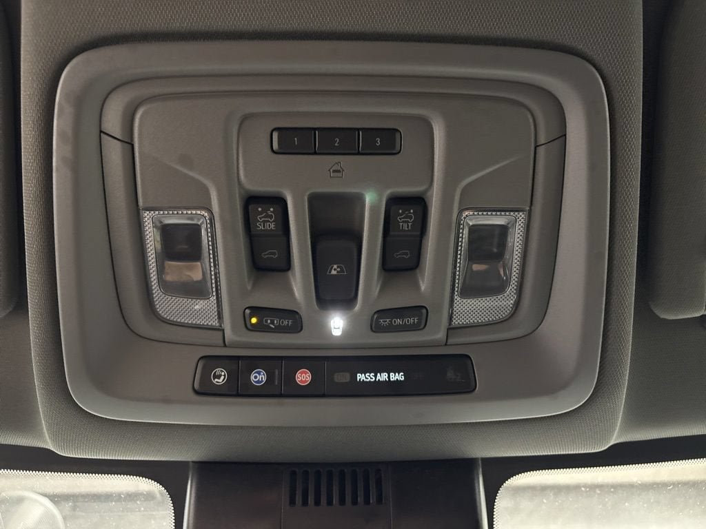 2025 Chevrolet Silverado 3500 HD LTZ