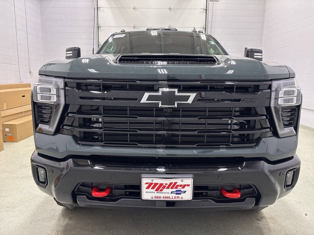 2026 Chevrolet Silverado 3500 HD LTZ Crew Cab Long Box 4WD