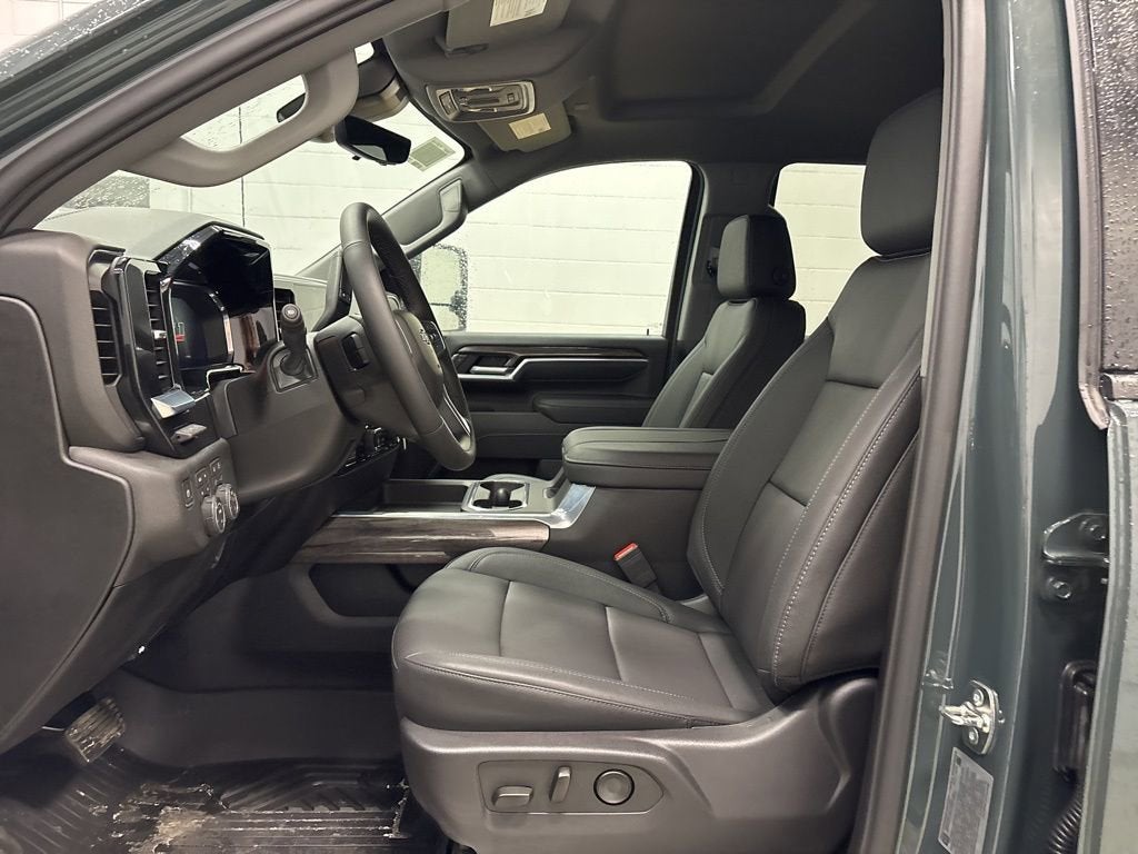 2026 Chevrolet Silverado 3500 HD LTZ Crew Cab Standard Box 4WD