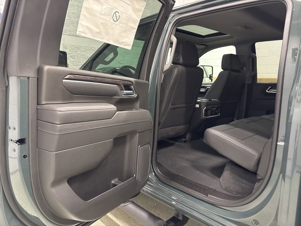 2026 Chevrolet Silverado 3500 HD LTZ Crew Cab Standard Box 4WD