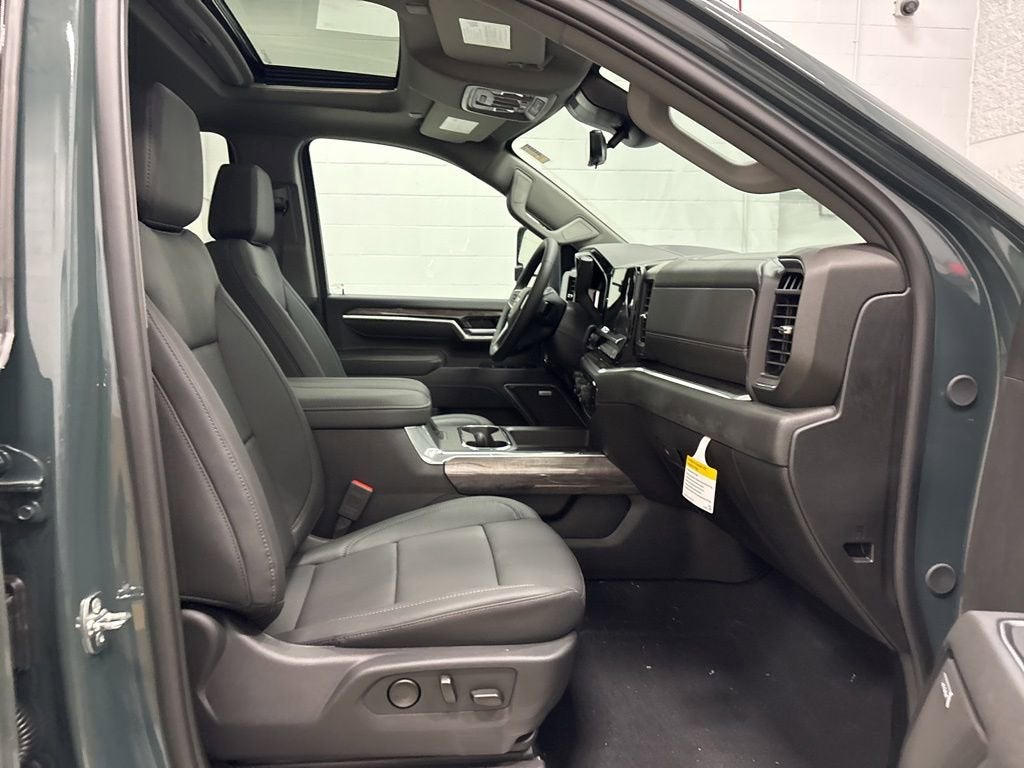 2026 Chevrolet Silverado 3500 HD LTZ Crew Cab Standard Box 4WD
