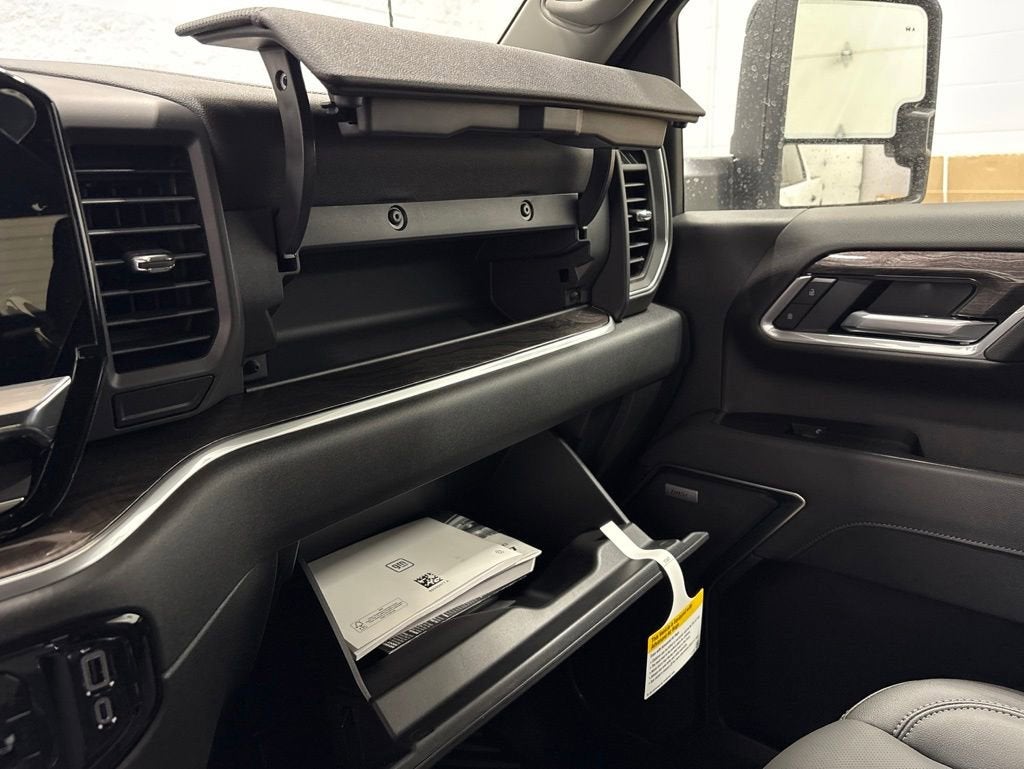 2026 Chevrolet Silverado 3500 HD LTZ Crew Cab Long Box 4WD