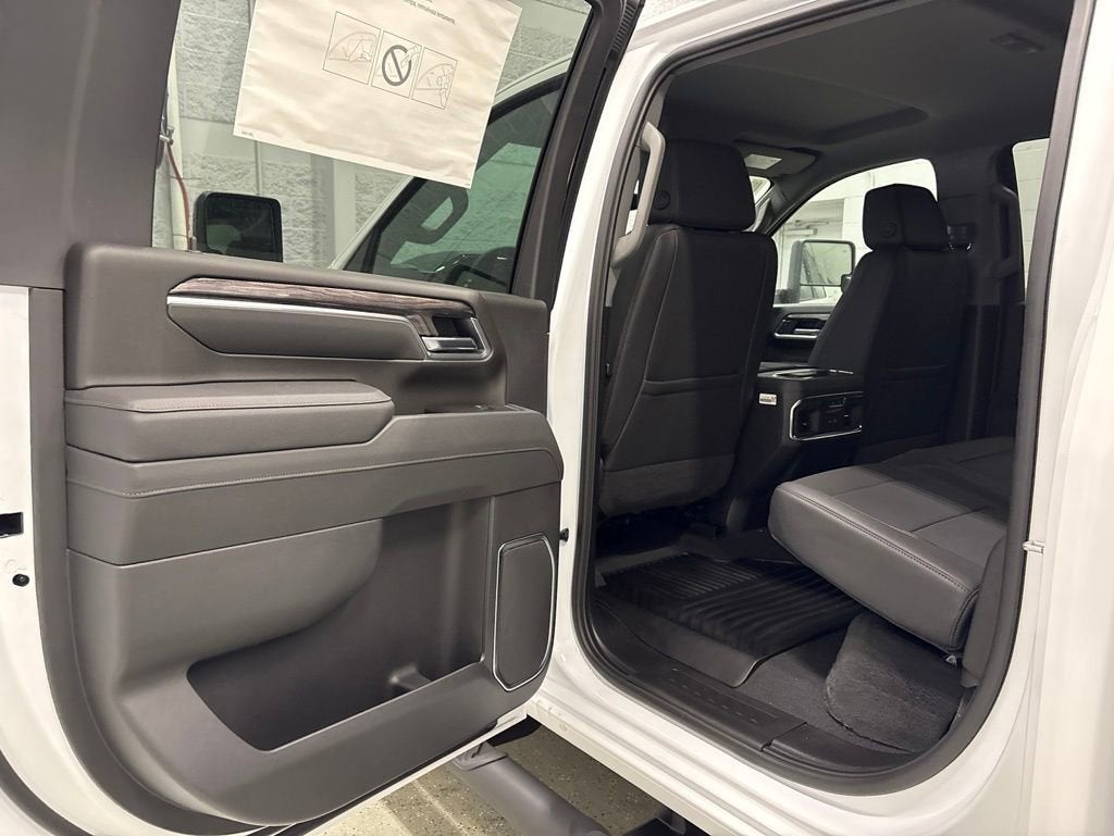 2026 Chevrolet Silverado 3500 HD LTZ Crew Cab Long Box 4WD