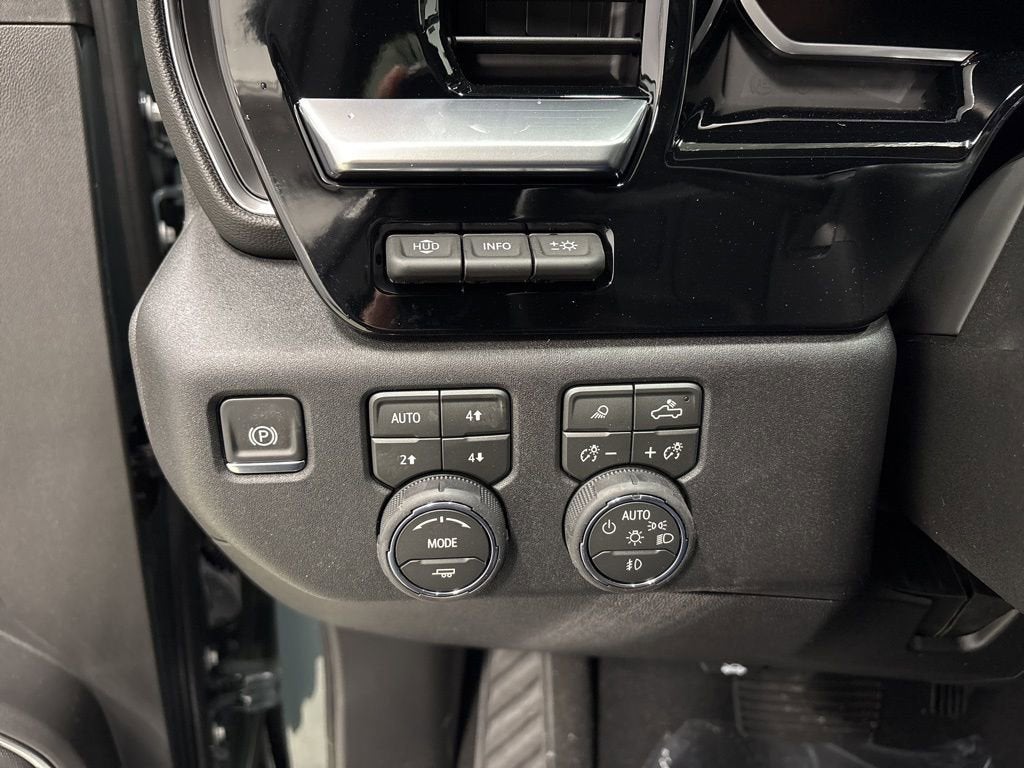 2026 Chevrolet Silverado 3500 HD LTZ Crew Cab Standard Box 4WD