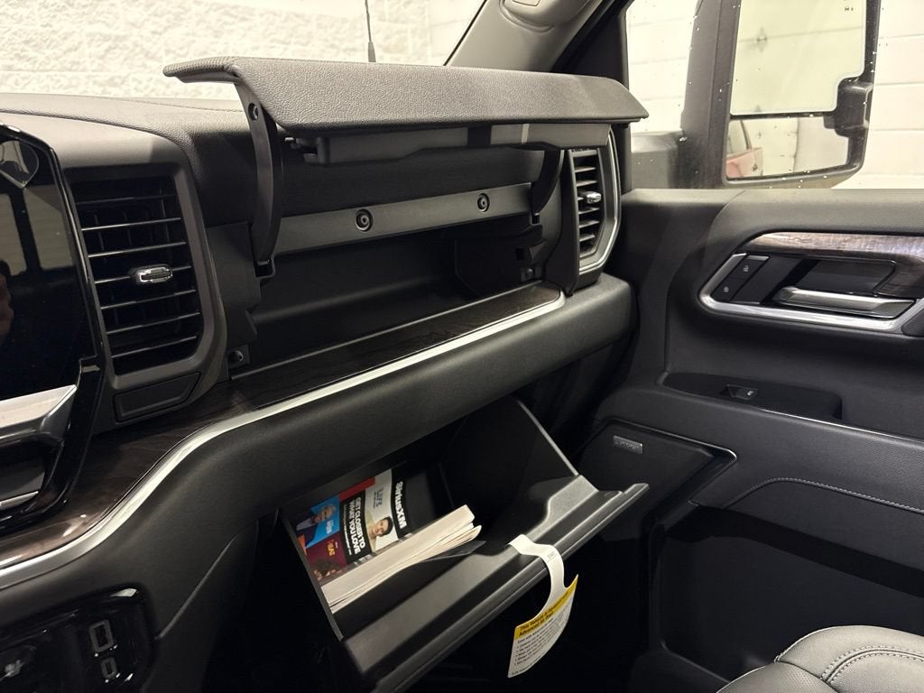 2026 Chevrolet Silverado 3500 HD LTZ Crew Cab Standard Box 4WD