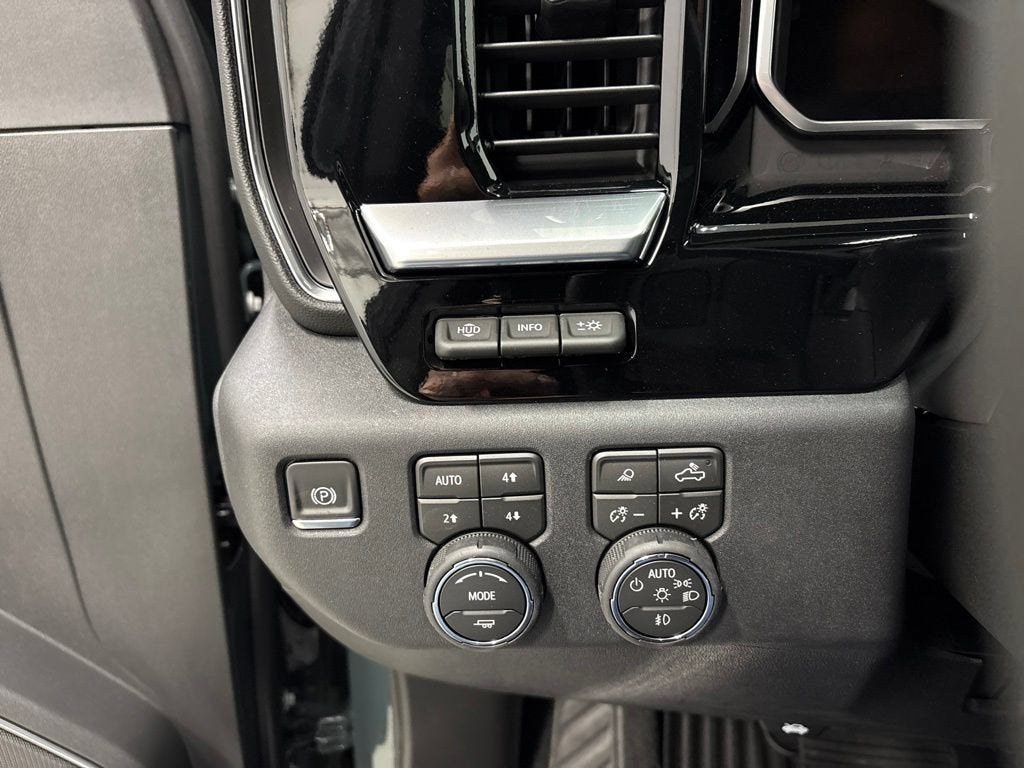 2026 Chevrolet Silverado 3500 HD LTZ Crew Cab Standard Box 4WD