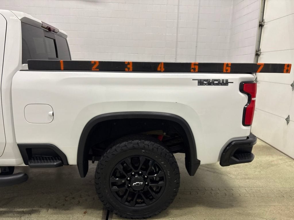 2025 Chevrolet Silverado 3500 HD LTZ
