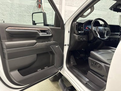 2025 Chevrolet Silverado 3500 HD LTZ