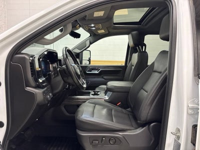 2025 Chevrolet Silverado 3500 HD LTZ