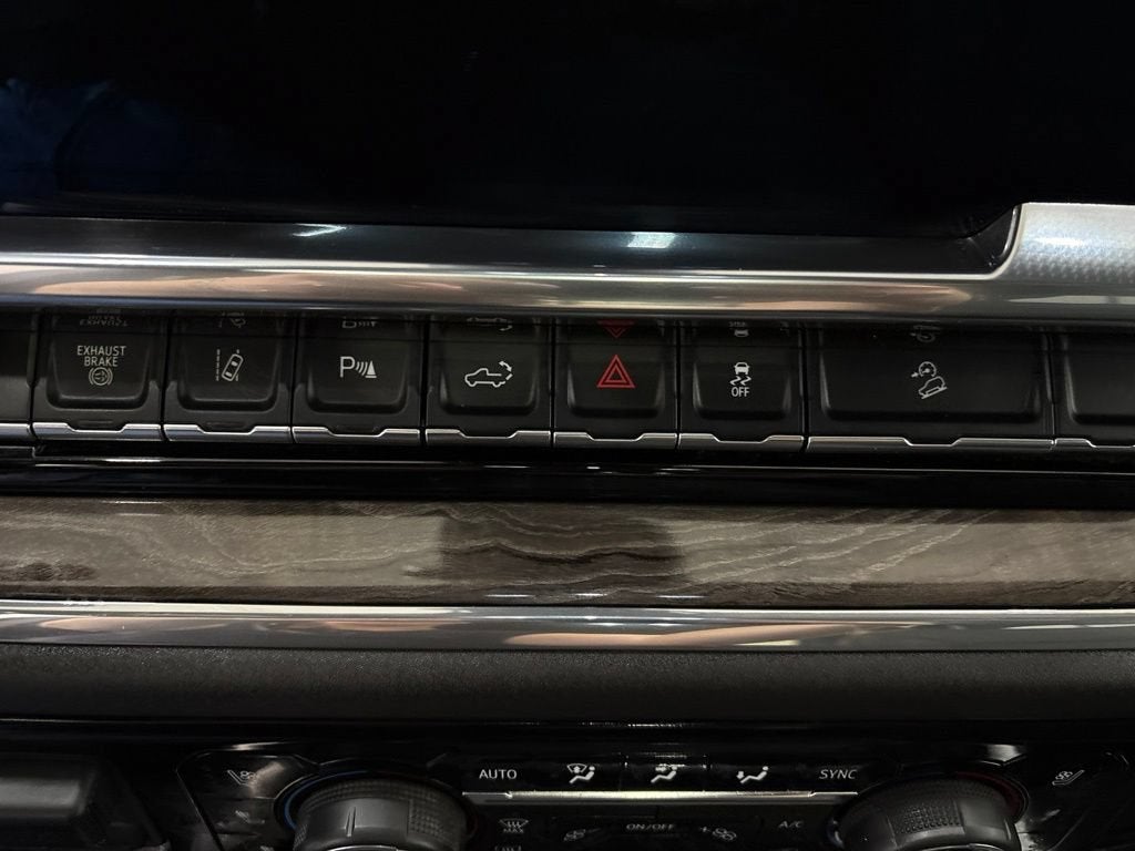 2025 Chevrolet Silverado 3500 HD LTZ